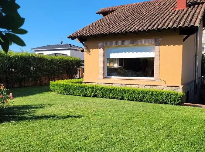 Aires De Gredos 펜션 *