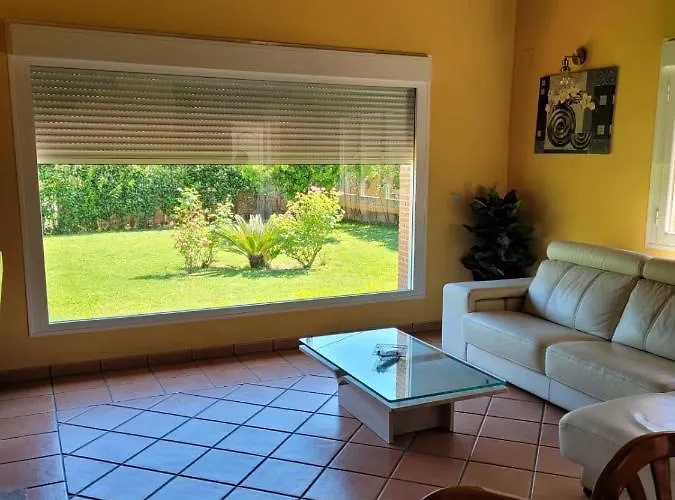 Aires De Gredos 펜션 *