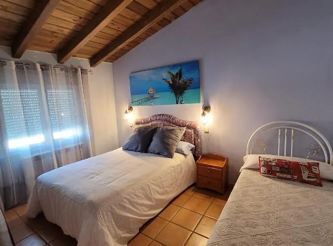 Aires De Gredos 펜션 *